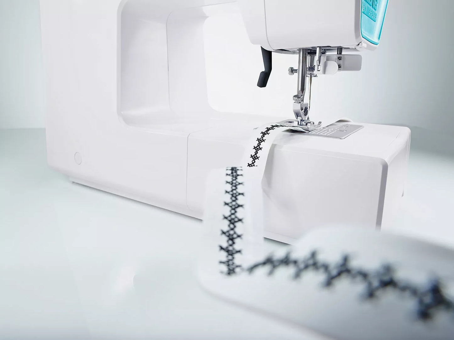 SMARTER by PFAFF 260c Sewing Machine