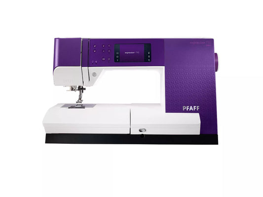 expression 710 Sewing Machine