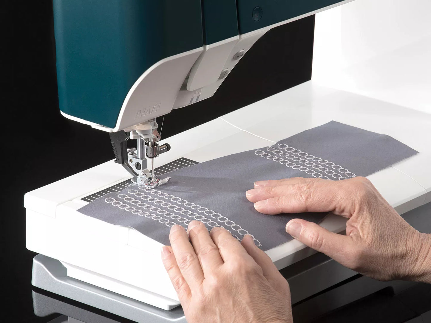 performance icon Sewing Machine